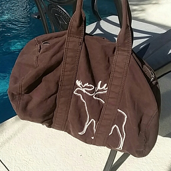 Abercrombie & Fitch Handbags - Abercrombie Moose Brown Handbag